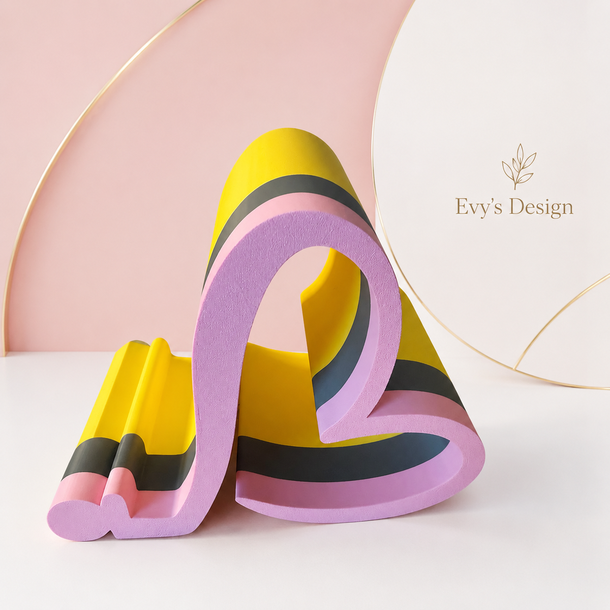 3D Printed Pencil Heart Phone Stand | Teacher Desk Accessory