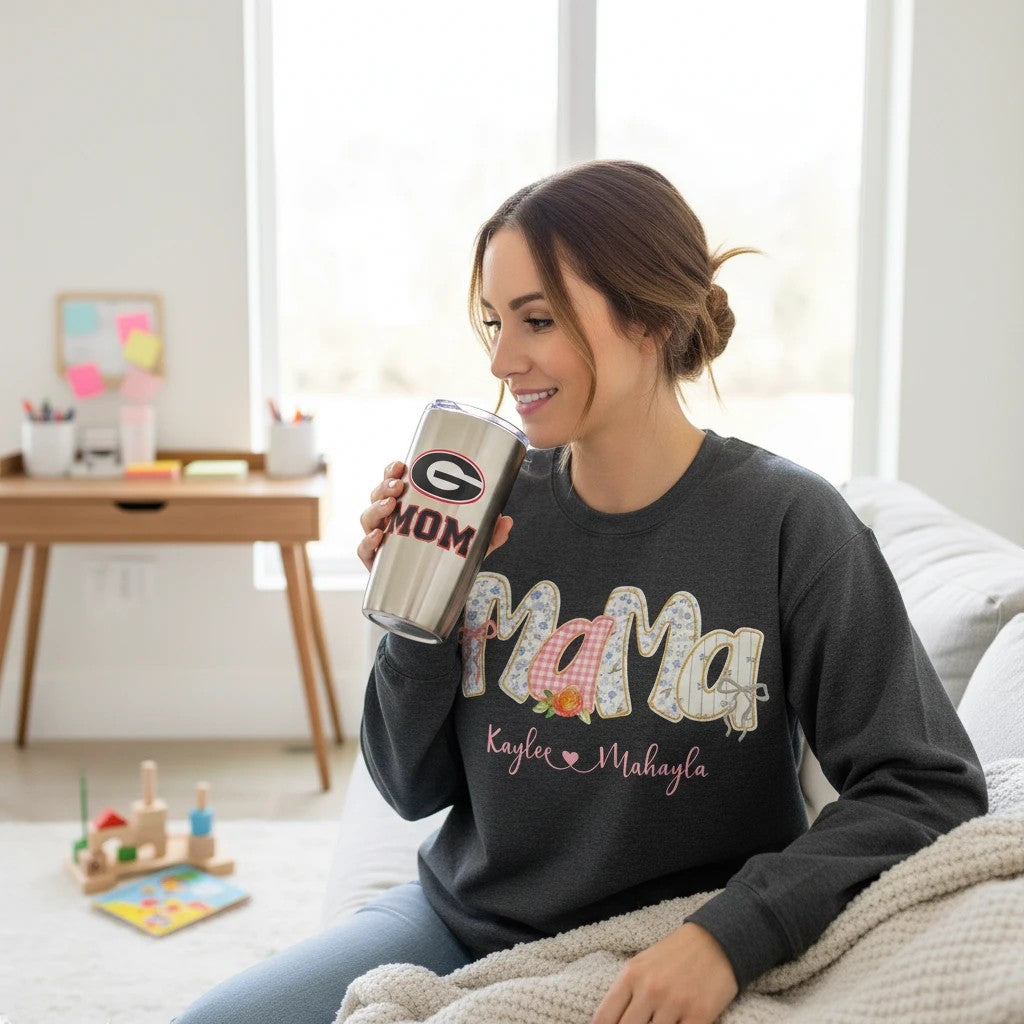 Evy's Design sudadera gris personalizada para mamá con nombres de niños, cómoda y cálida para el día a día.