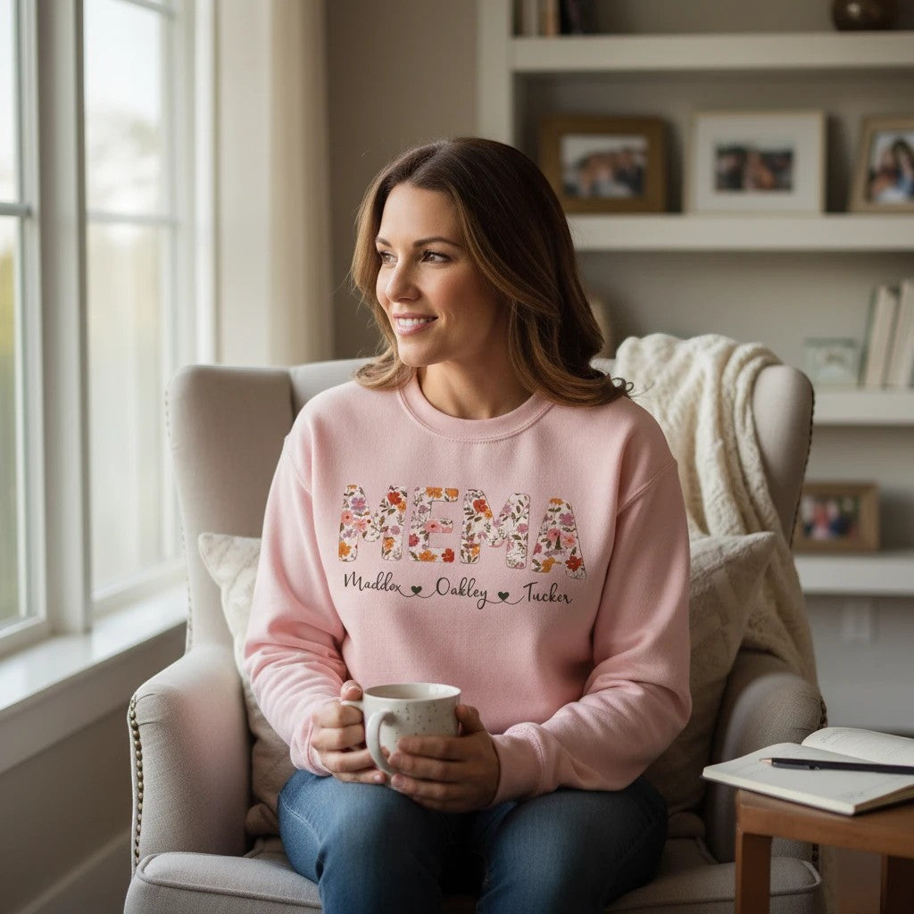 Evy's Design rosa sudadera personalizada con nombres de niños "MEMA" con estampado floral, cómoda y acogedora.